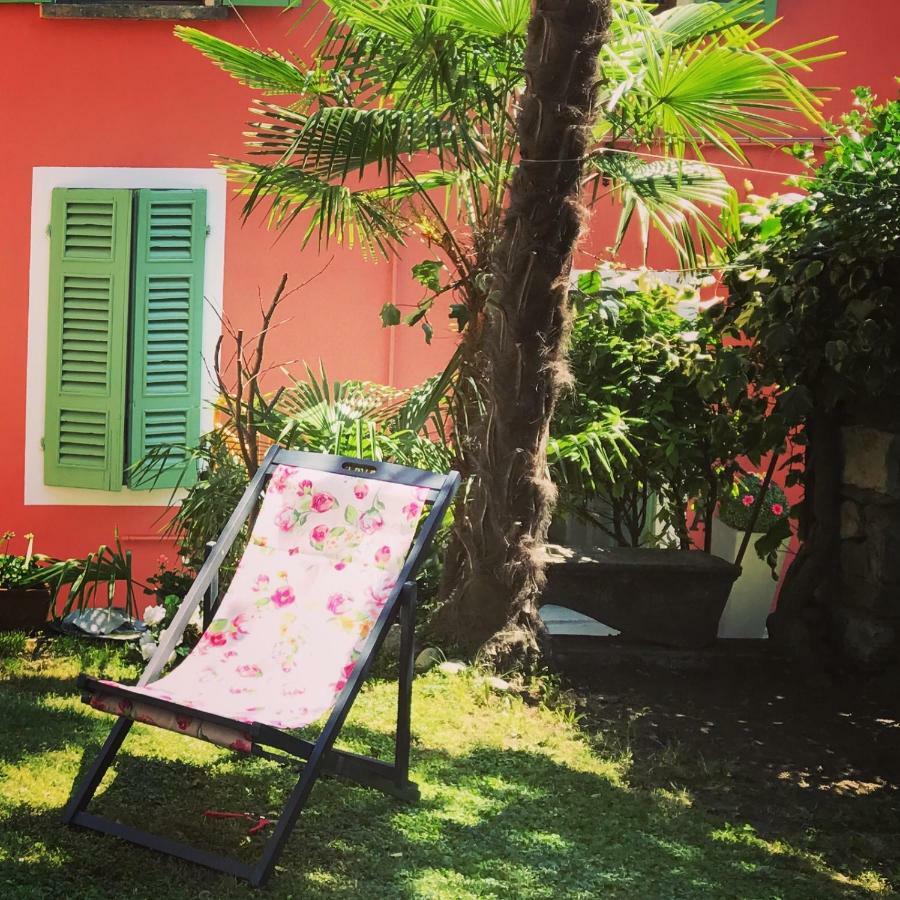Il Giardino Segreto Arona, Charming Apartments Exterior photo