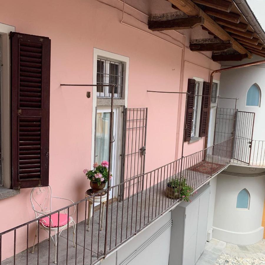 Il Giardino Segreto Arona, Charming Apartments Exterior photo