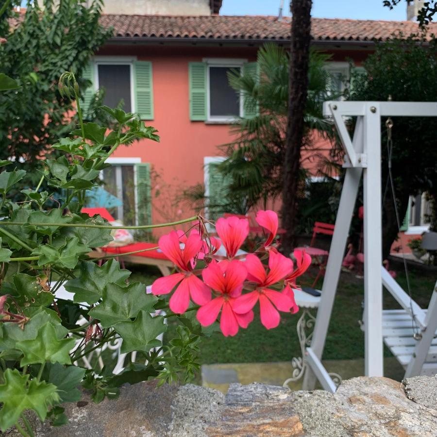 Il Giardino Segreto Arona, Charming Apartments Exterior photo